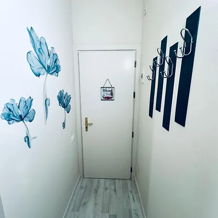 ベッド・アンド・ブレックファスト H O L Y House