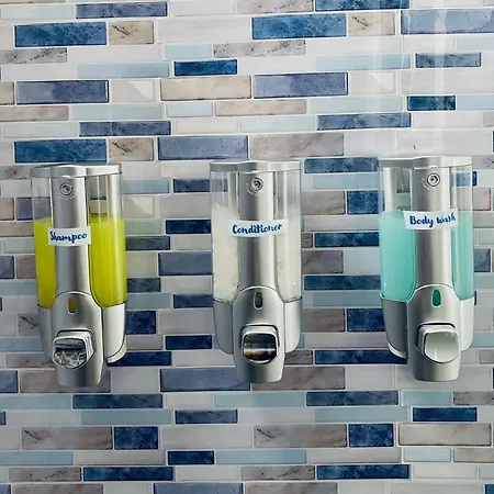 H O L Y House Bed & Breakfast 4*